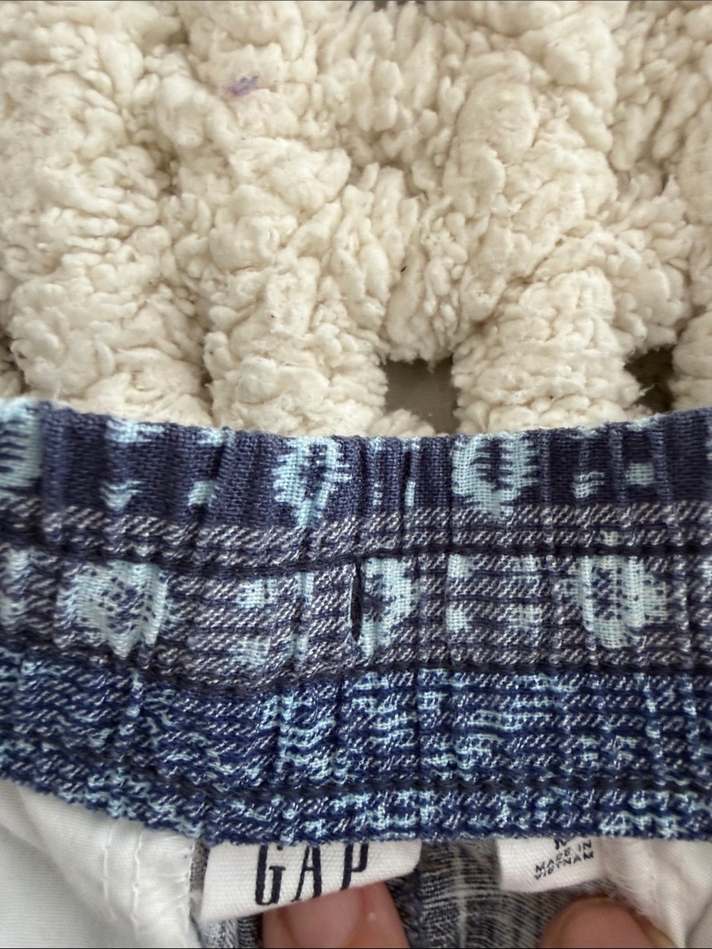GAP Blue Patterned  Drawstring Shorts - Picture 4 of 9